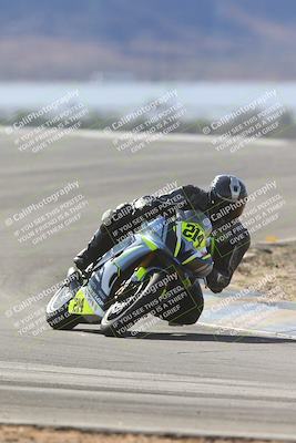 media/Dec-08-2024-CVMA (Sun) [[267e5a7075]]/Race 4-Amateur Supersport Middleweight/